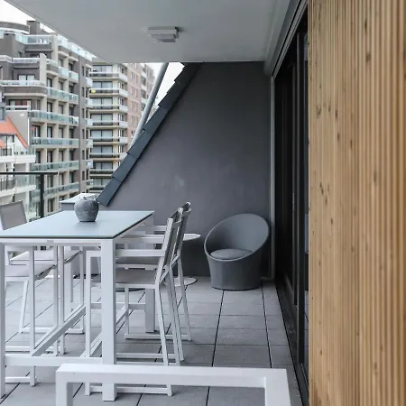 In With Large Terrace