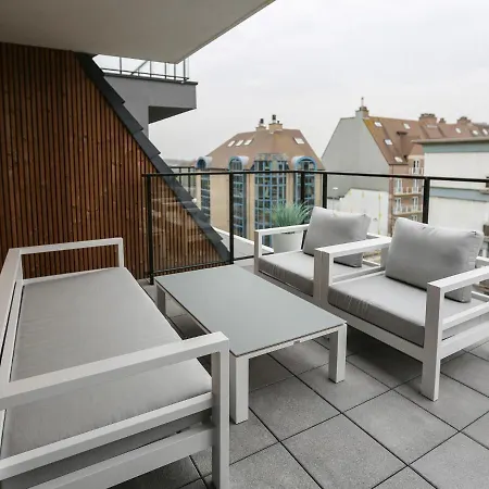 In With Large Terrace Middelkerke