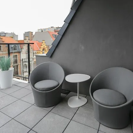 In With Large Terrace Lejlighed