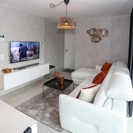 In With Large Terrace Διαμέρισμα