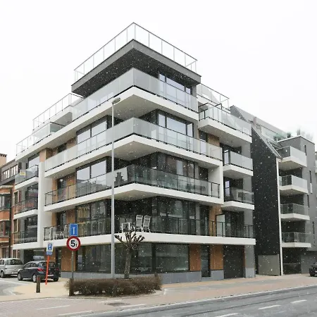 In With Large Terrace Διαμέρισμα